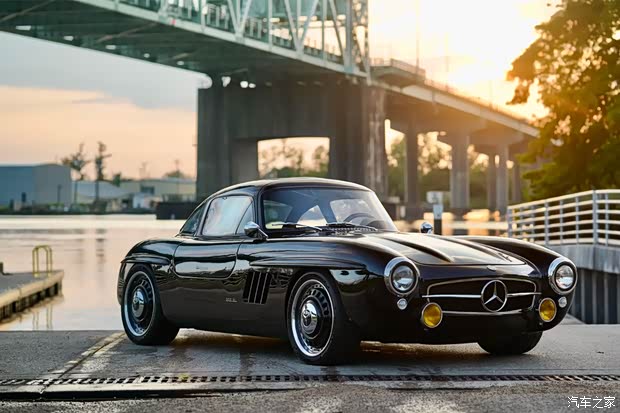 老外也玩儿平替！SLK复刻300 SL