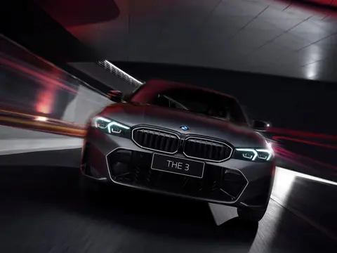 宝马3系给出“跳水”价!最高优惠11.19万,你会选择它吗?